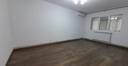 Apartamet cu 3 camere decomandat