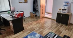 Vanzare casa cu Spatiu comercial in inima Bacaului