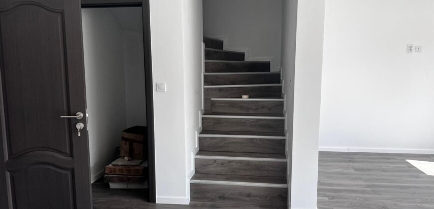 Casa/duplex de vanzare Calea Moinesti Bacau