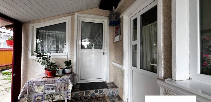 Casa Batraneasca de vanzare in Odobesti