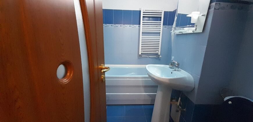 Apartament de vanzare decomandat