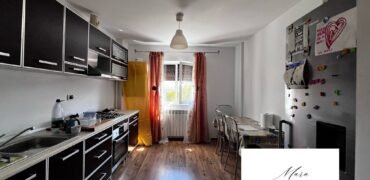 Apartament de vânzare zona Nord decomandat